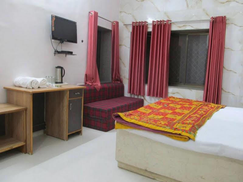 Forest Eco Lodge Mount Abu Bagian luar foto